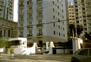 062  apartment building in Higienopolis   .JPG